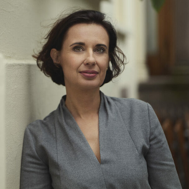 Beata-Swierzy-1199x750-1-aspect-ratio-1-1