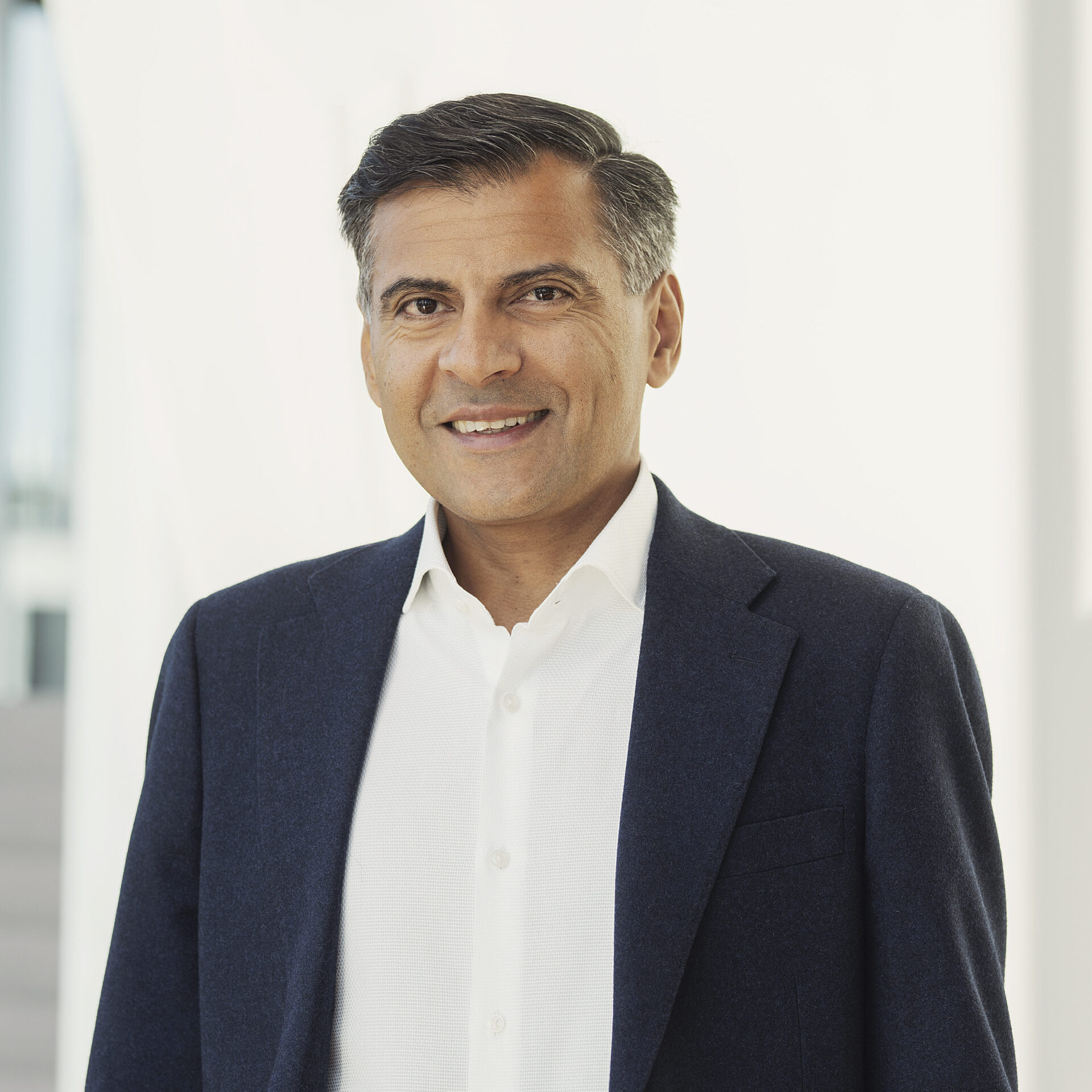 OH_2025_Shaher_01_hoyopploselig-scaled-aspect-ratio-1-1